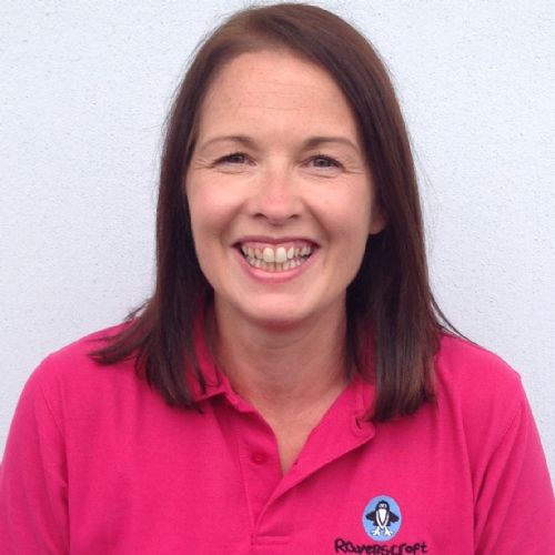 Mrs Gillespie, N1 Assistant